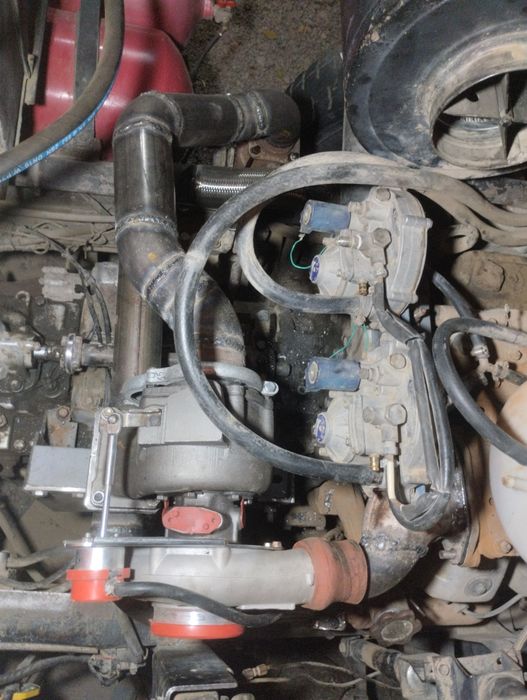 Kamaz 65115 sotiladi yili 2007 holati zor ishlabturgan moshina