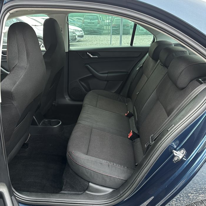 Skoda RAPID 2013 Sedan Benzină Automat RATE / TRANSPORT / NUMERE ROȘII