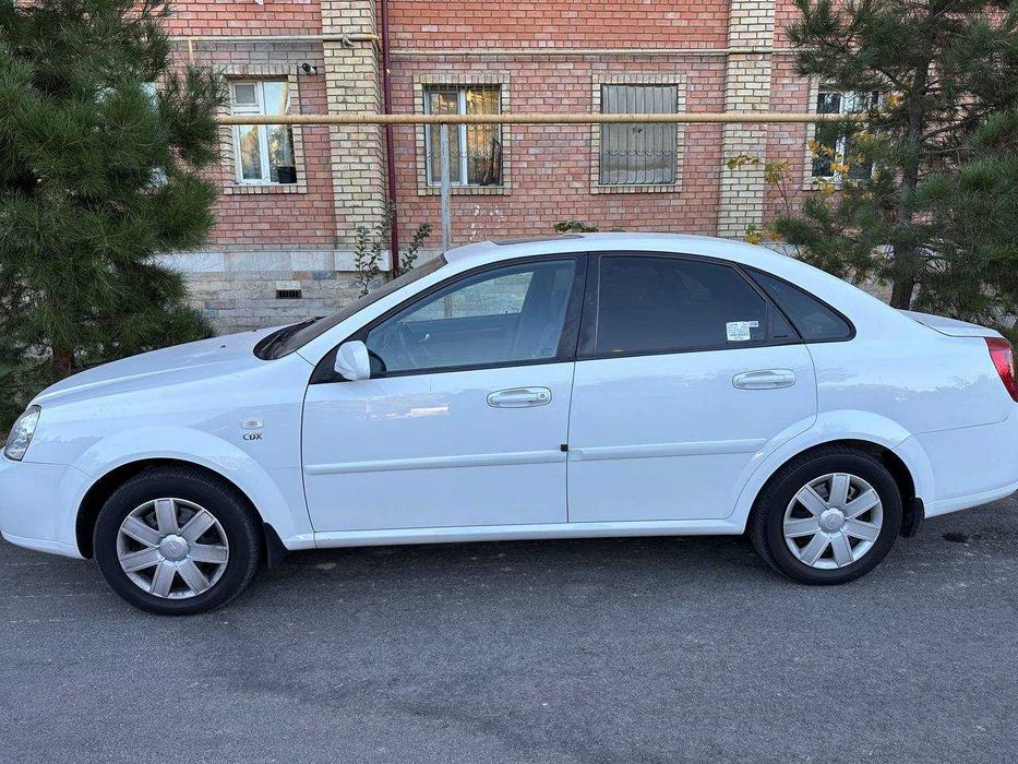 Chevrolet lacceti 2012 avtomat