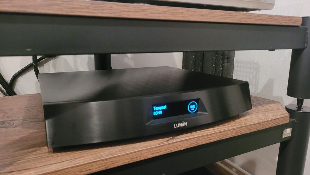 Lumin T2 audiophile network player cu DAC