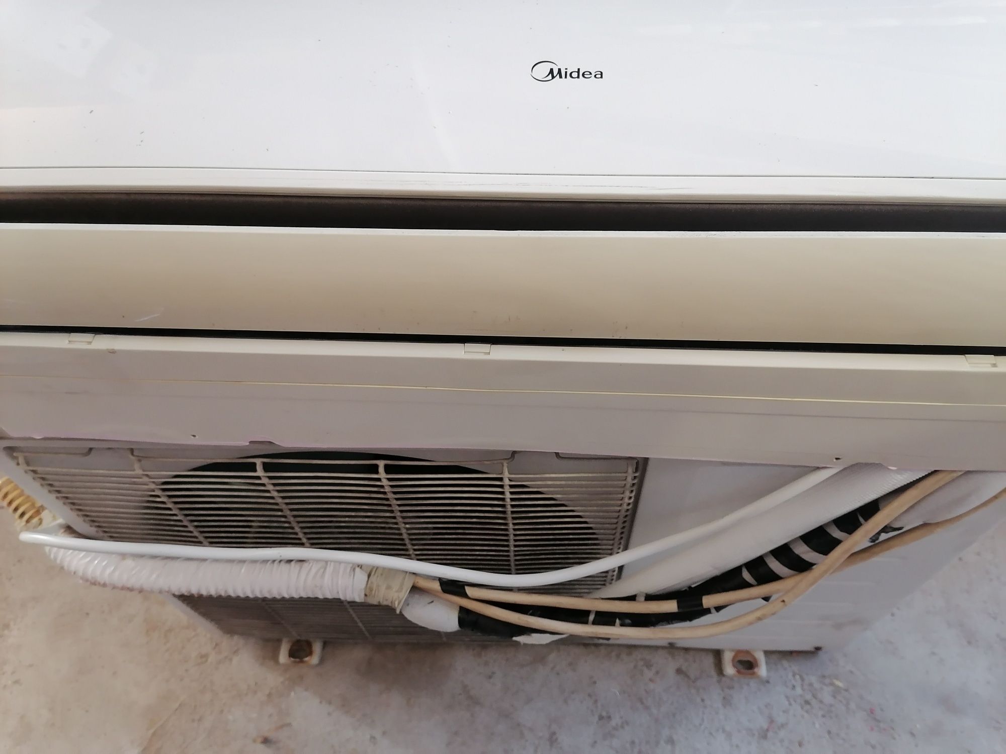 Климaтк Midea MSG 12 HR