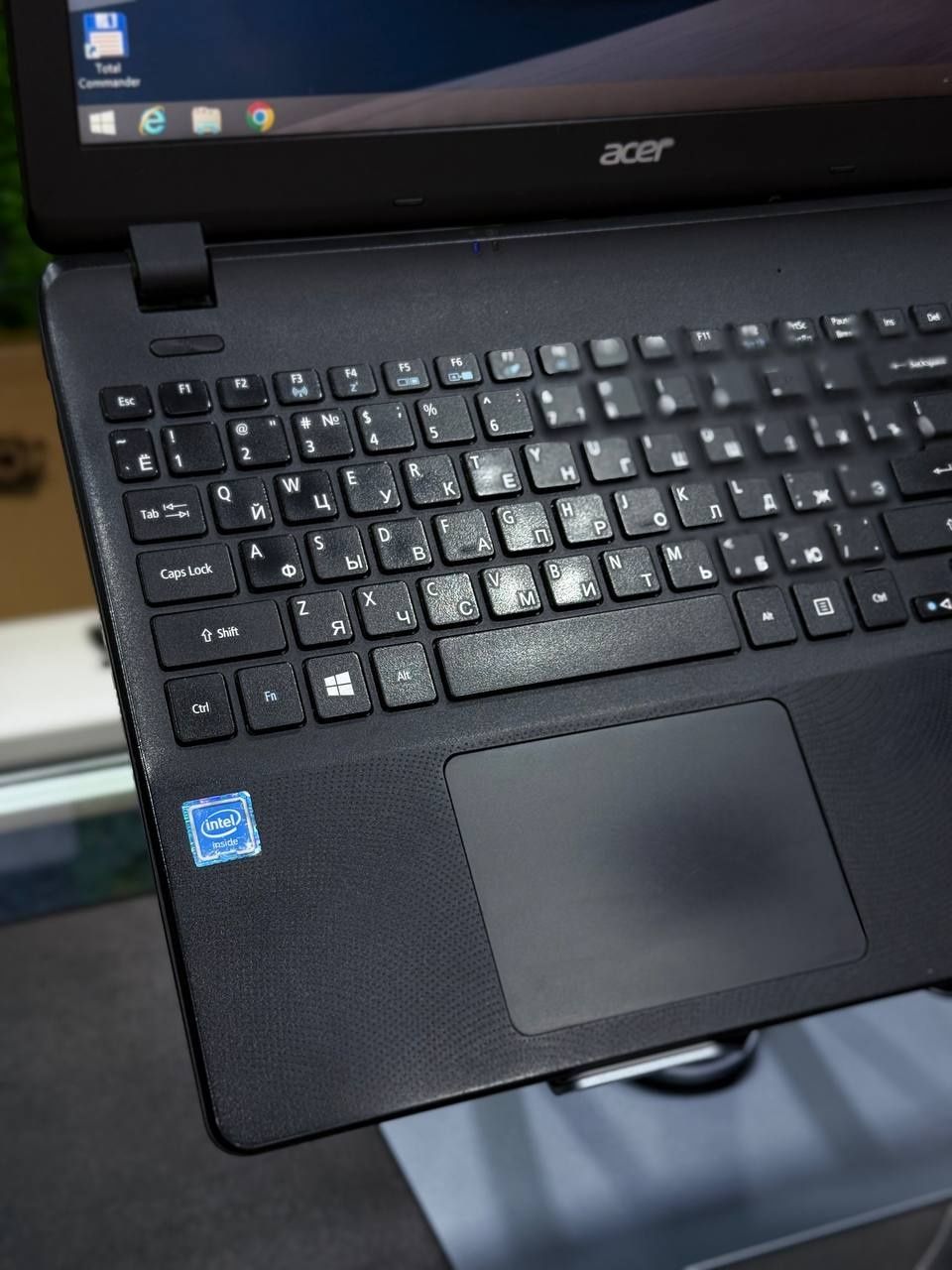 Acer intel celeron 1.60 GHZ sotila xolati yaxshi