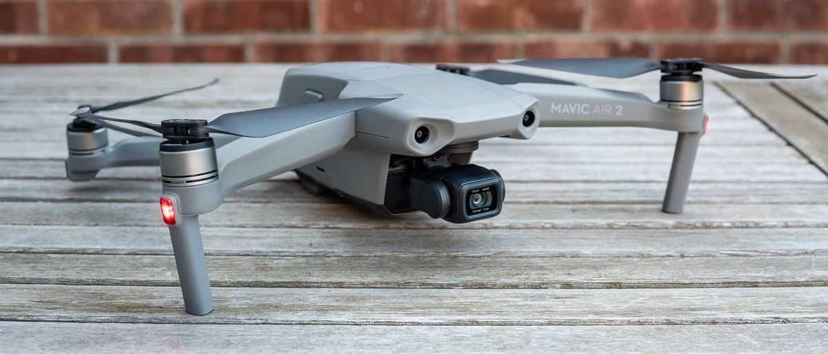 Квадрокоптер DJI MAVIC AIR 2