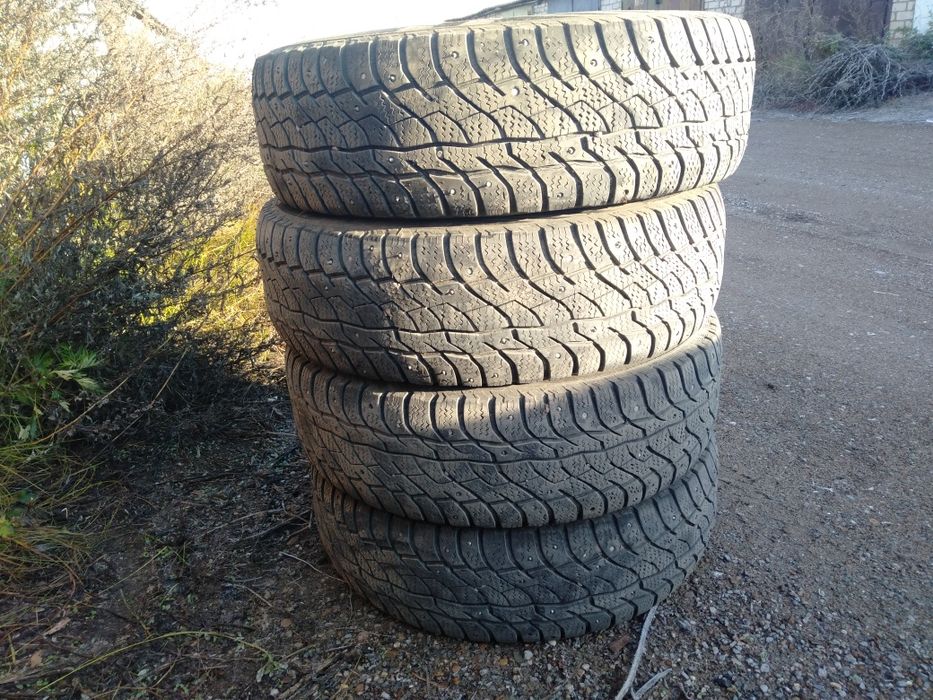 Продам резину 205×75×15