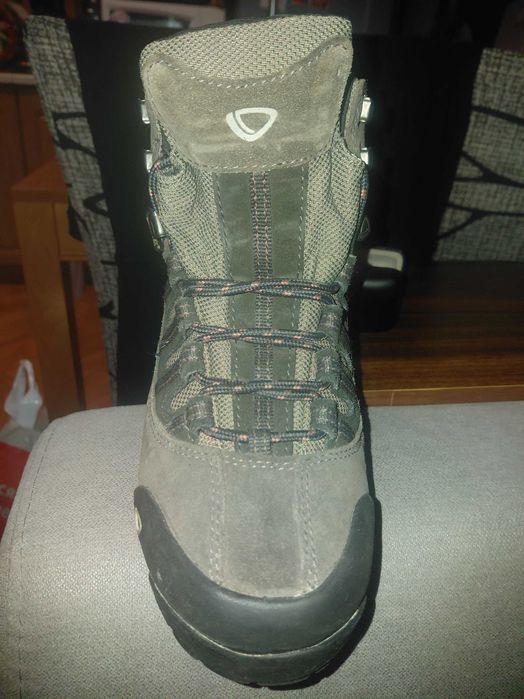 Планински обувки