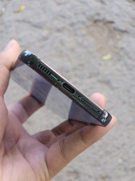 Samsung s23   5G 256gb