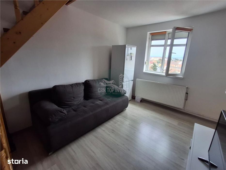Apartament 2 camere la mansarda zona Balanta