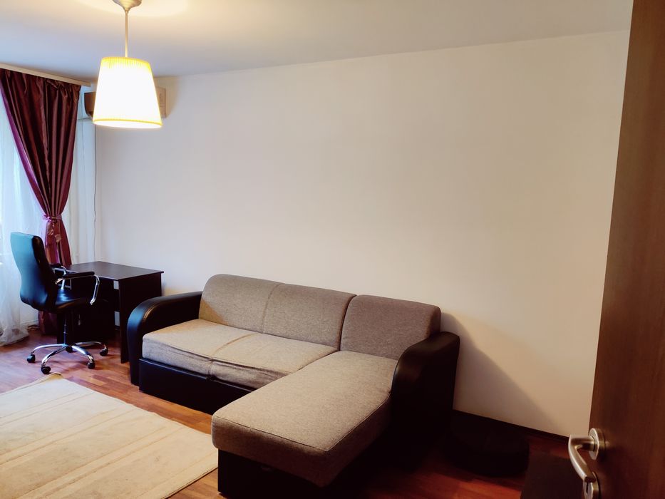 Închiriez apt. 3 camere zona Crangasi