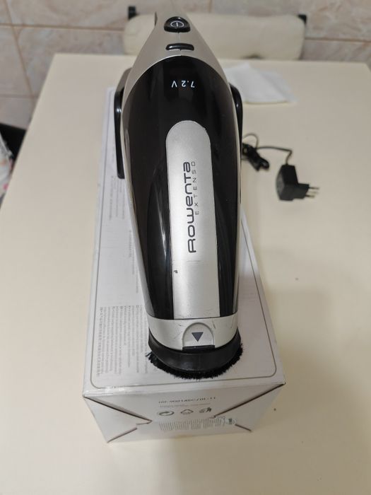 Aspirator de mana Rowenta AC476901, 7.2 V, Autonomie 16 min,