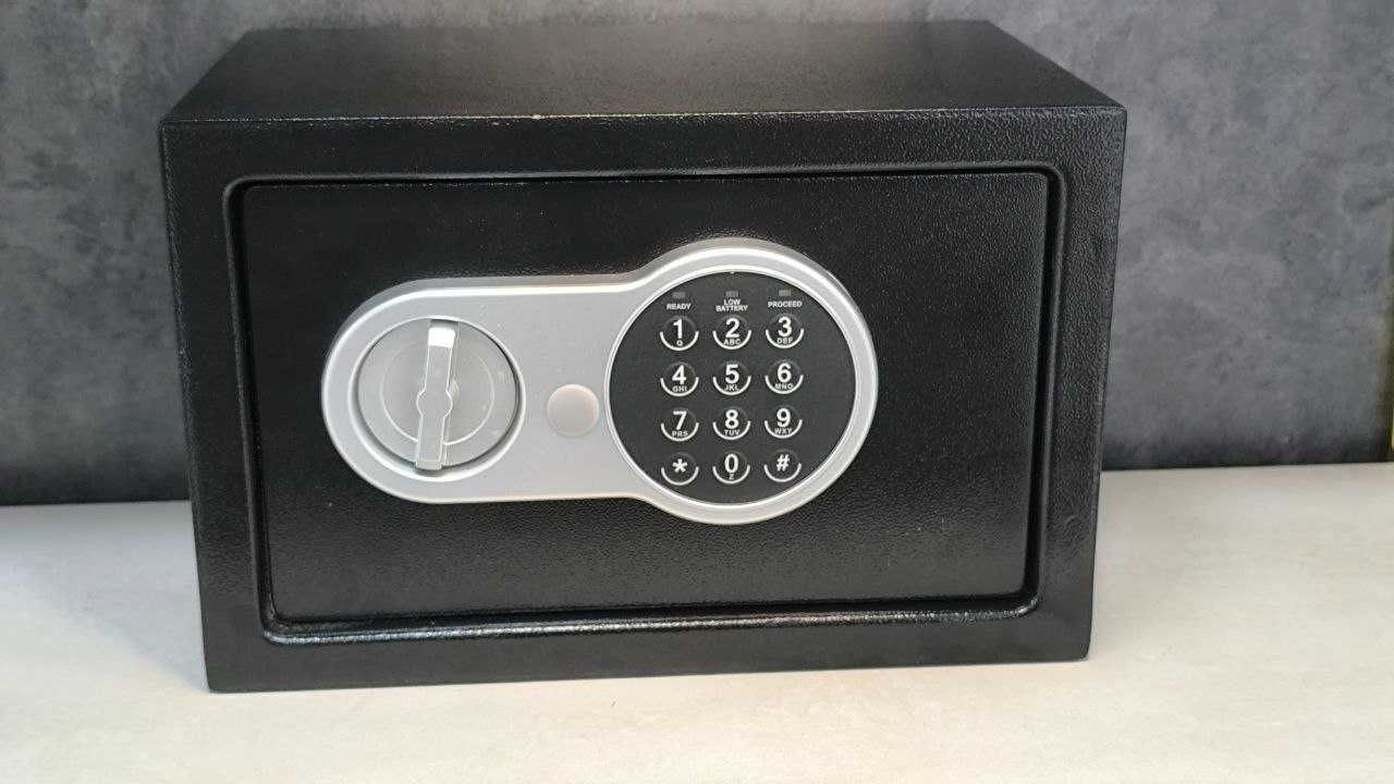 Сейф seyf kodli kalitli