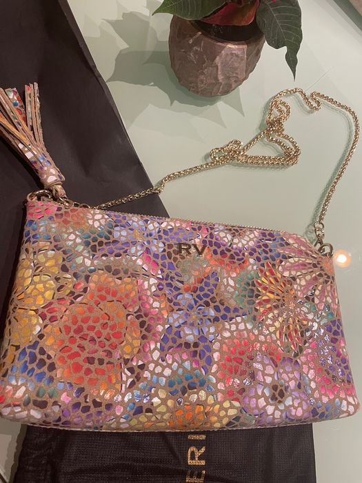 Елегантна чанта от естествена кожа