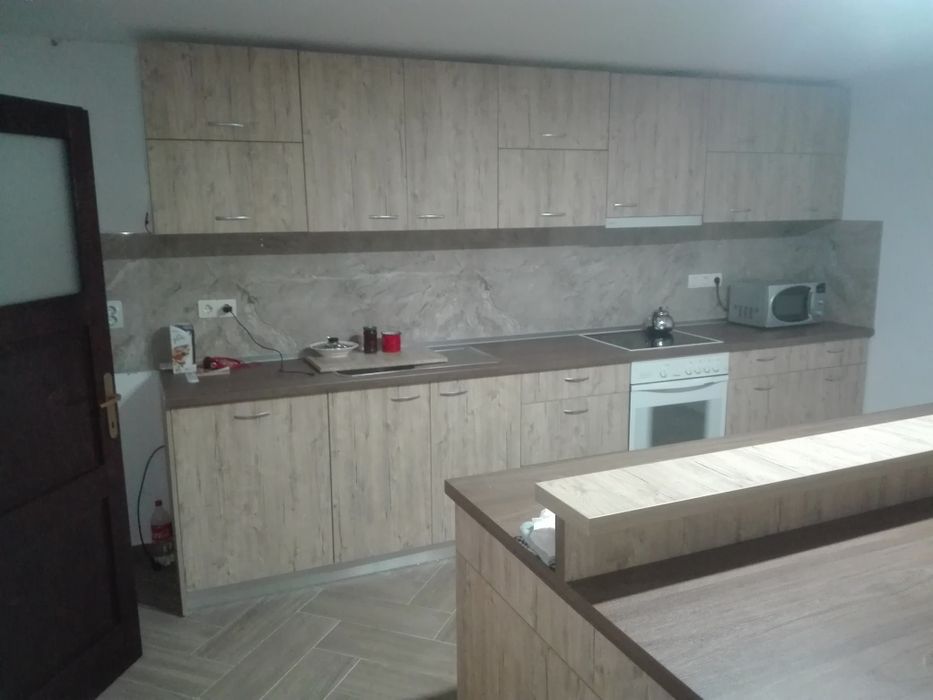 Cabană de închiriat.