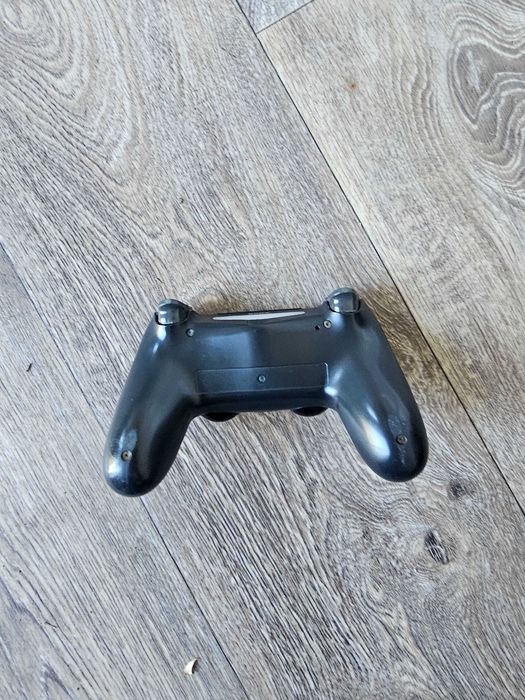PS4 PRO  във добро състояние