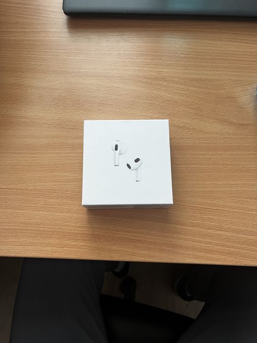 Airpods(3rd generation). Оригинални със сериен номер и кутия