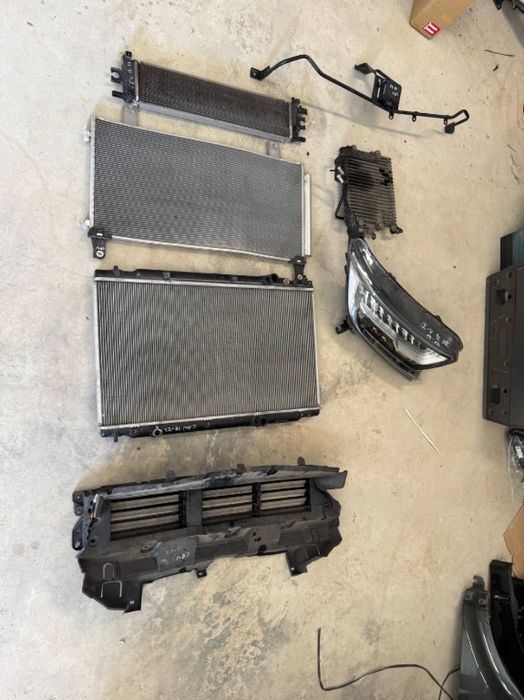 Radiator AC / Intercooler / Distronic / Honda CR-V Cr v Facelift