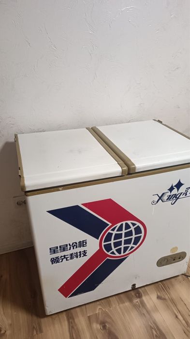 Продам морозильный холодильник