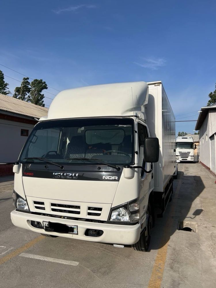 Isuzu NQR71 2022 yil