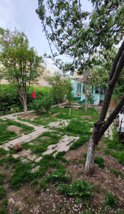 Метро Хамза улица Мукими продаю участок 4.3 сотки