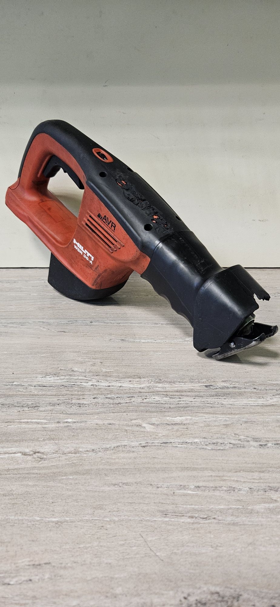 HILTI Акумулаторен Саблен Трион WSR36-A 36V.AVR