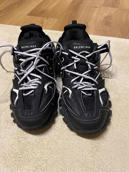 Balenciaga Track ‘Black White’