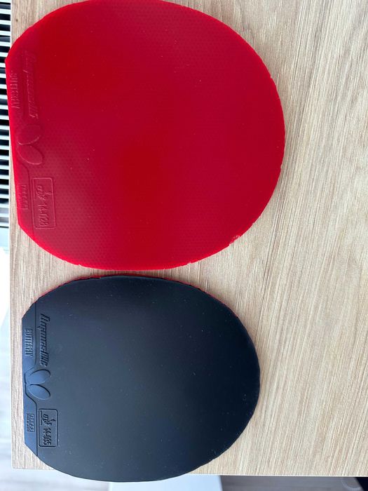 Pereche tenis de masa Dignics 09c Negru+Dignics 05 Rosu, stare f buna
