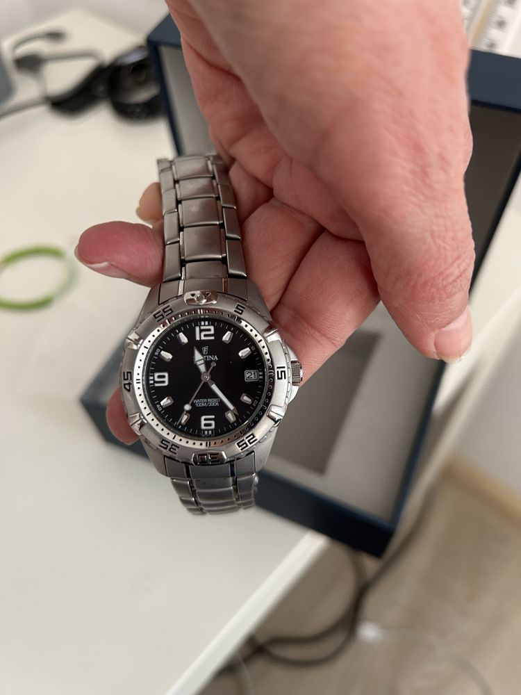 Часавник Festina