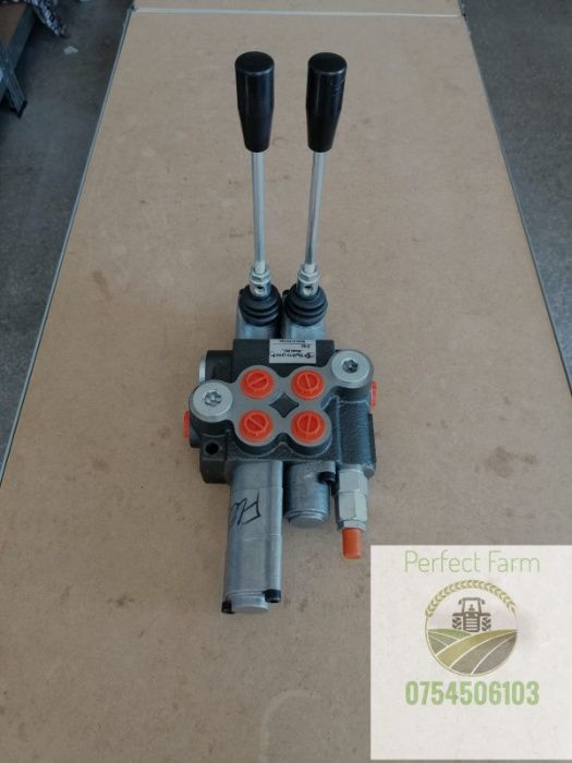 Distribuitor hidraulic cu doua manete cu flotant