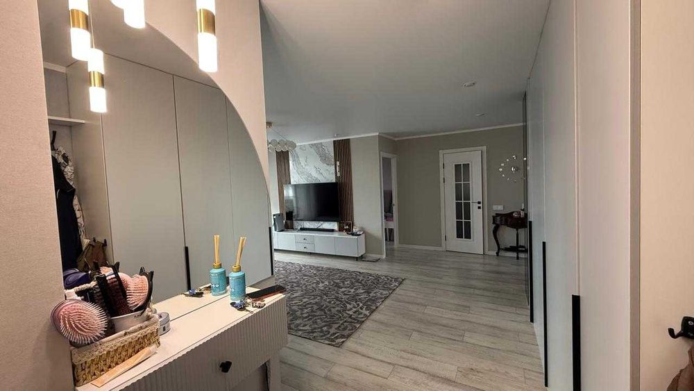 продажа 3+ квартира в центре