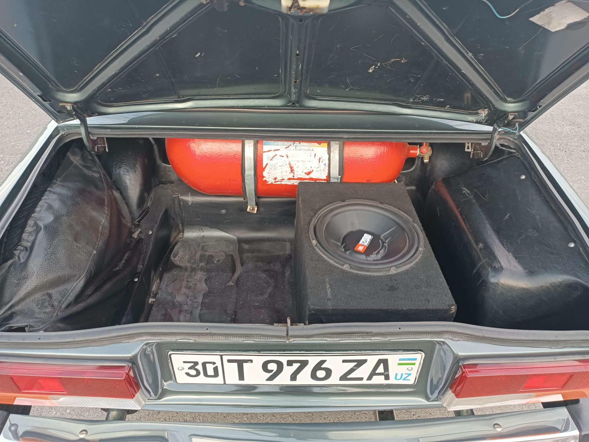 Vaz 21 07 sotiladi