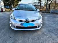 Toyota prius plus 2012
