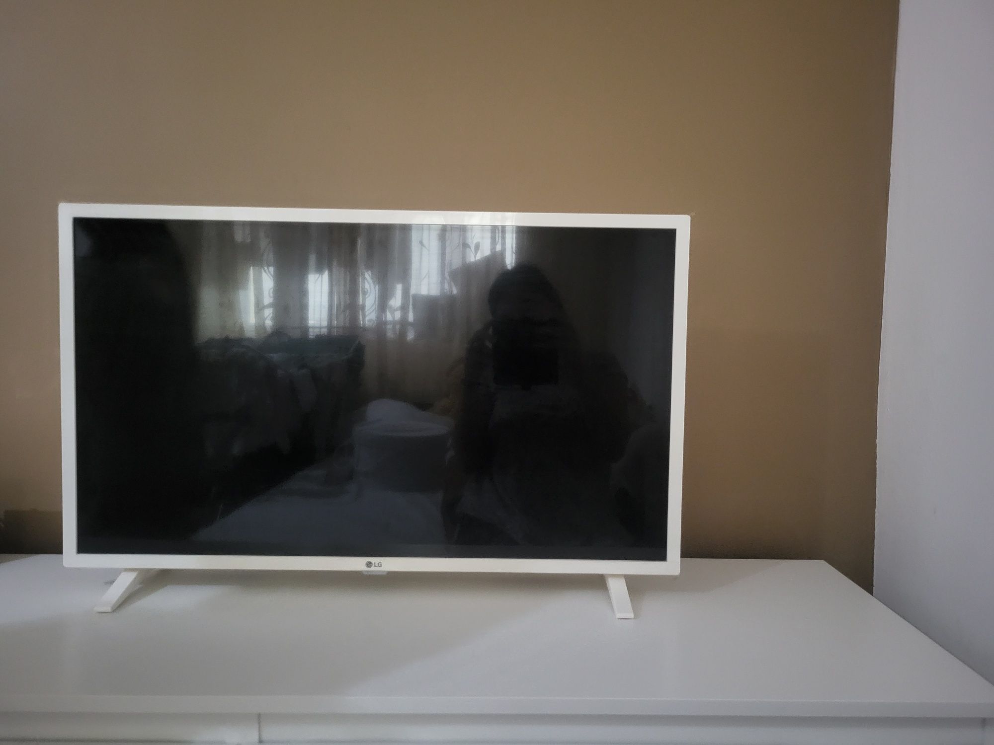Smart TV LG FULL HD, LED, 32 inch( 81 cm)