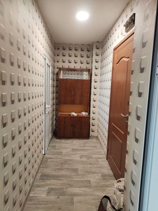 Гарсониера под наем Деленките