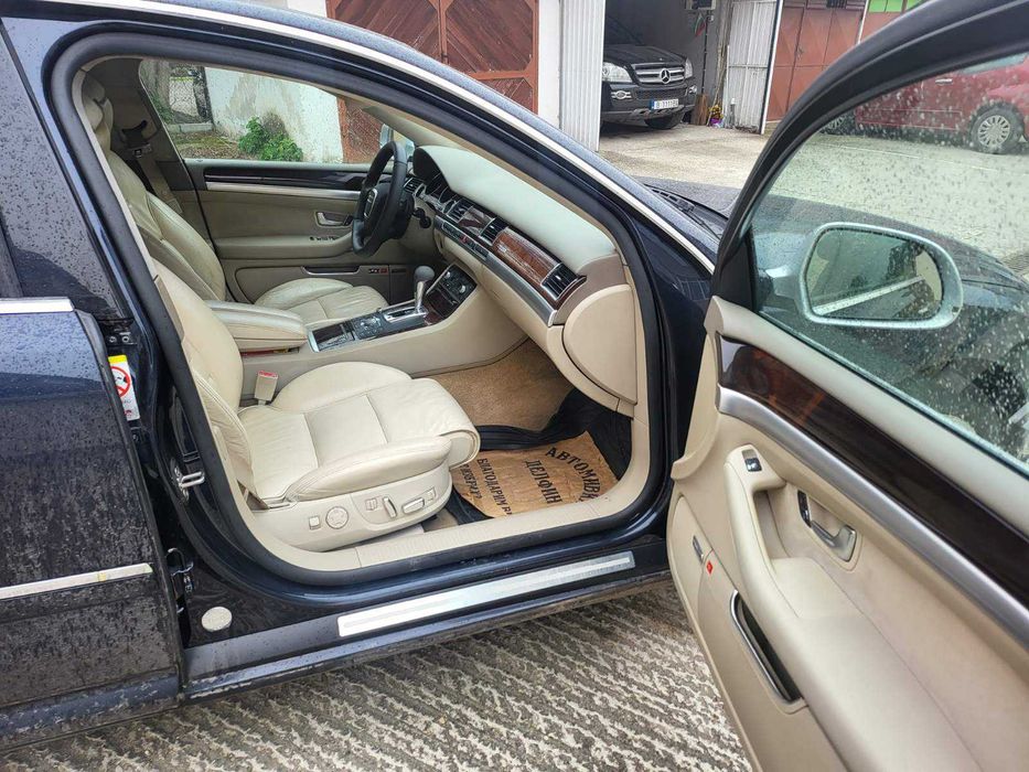 Audi A8 4.2 дизел 2008г.