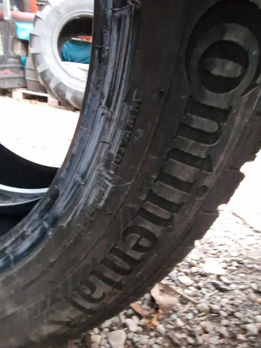 Anvelope 215/55R17 marca Continental, DOT 2019, 7 mm