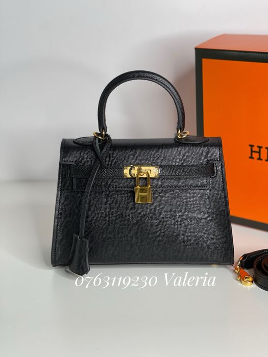 Geanta mica - Piele Vaca 22cm Neagra cu auriu