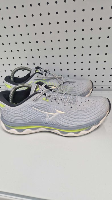 Оригинални мъжки маратонки - Mizuno Wave Horizon 6