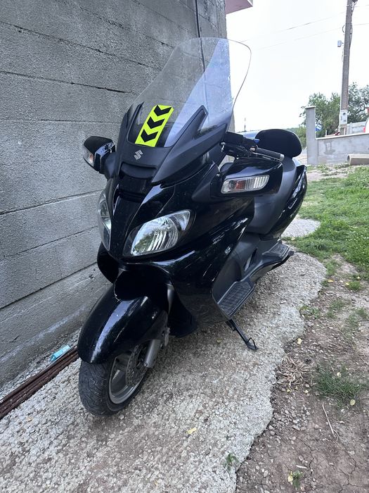 SCHIMB!suzuki burgman 650 executive cu abs oglinzi electrice