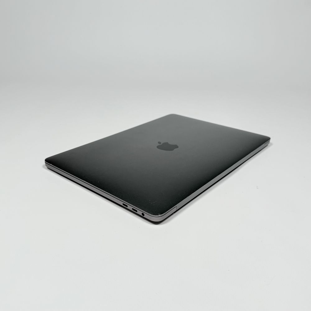 MacBook Pro 2016/TouchBar/Retina Dysplay/16GB/512GB/Core i7 3,30 GHz/