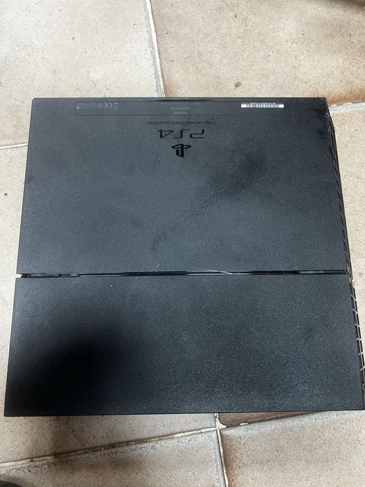Playstation 4 за части два броя