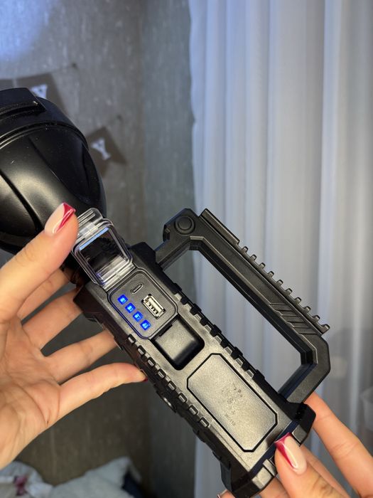 Фонарь, Фараискатель, мощный фонарик