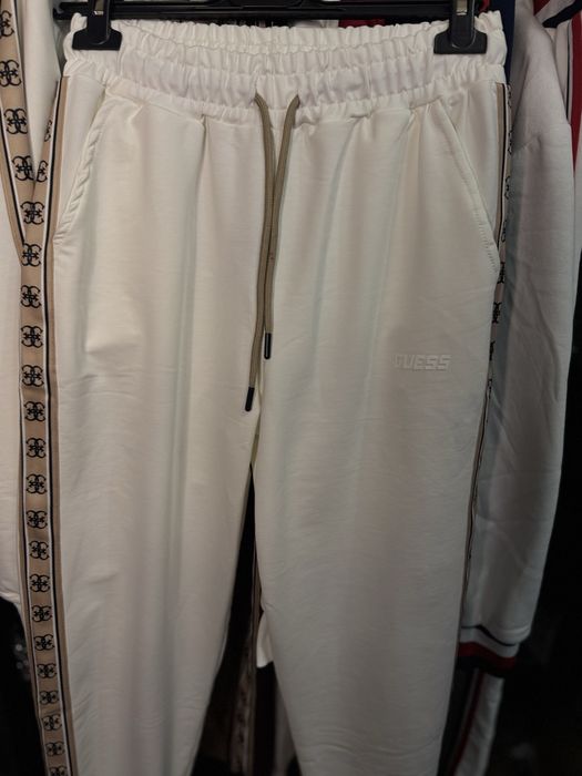 trening guess M,L,XL