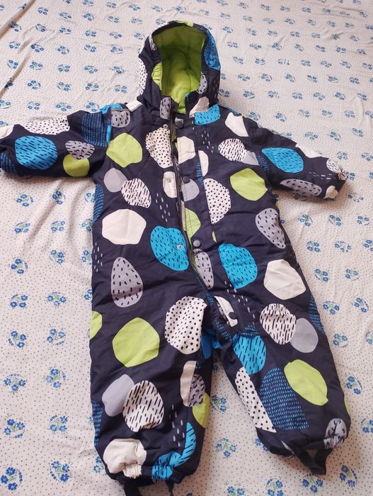 Продам б/у зимнию куртку