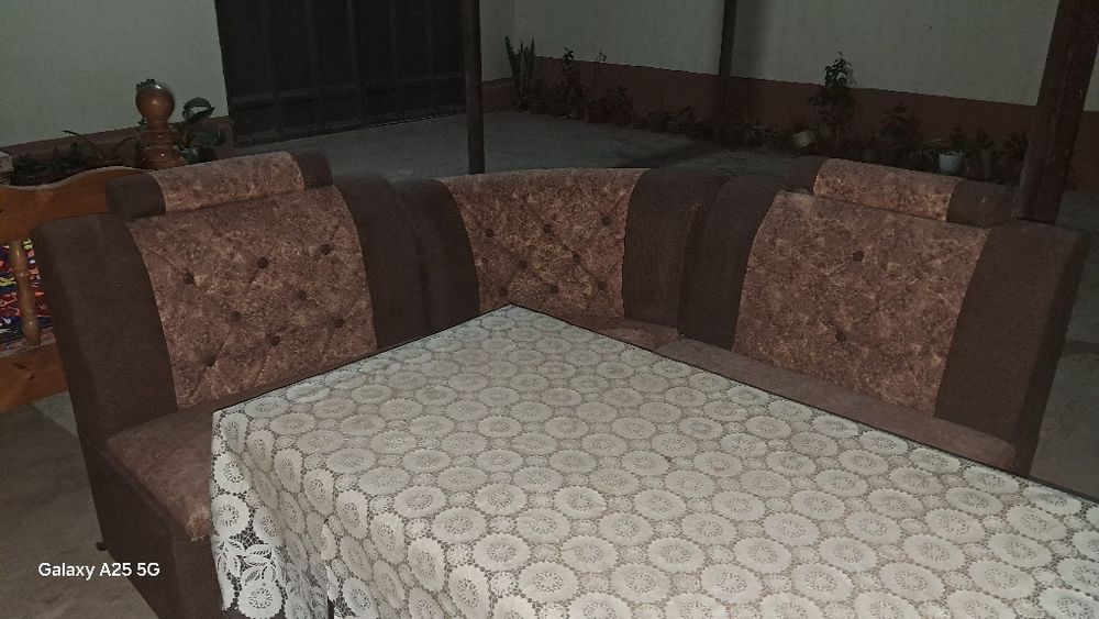 Кухонный уголок с тумбами