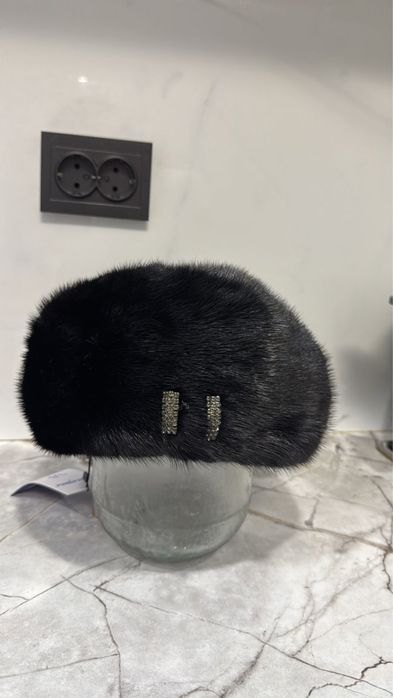 Продам новую, норковую беретку