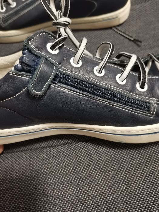 Vand sneakers NERO GIARDINI marimea 39