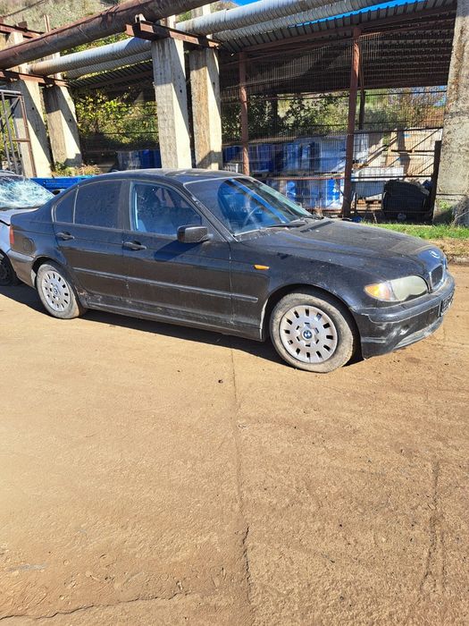 Dezmembrez BMW 316 benzina