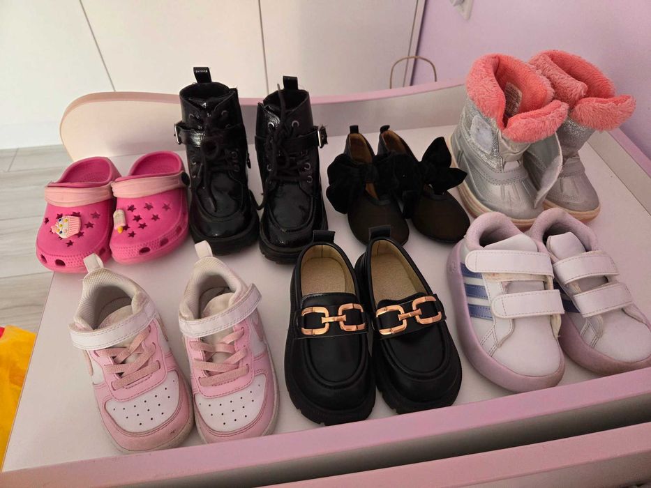 Детски обувки 23