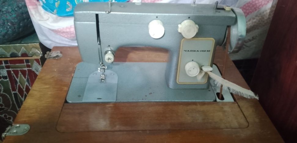 Tikuv mashinalari overloklar