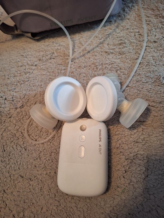 Pompă de san Philips Avent dublă