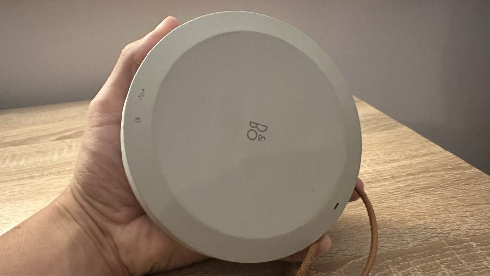 Bang & Olufsen Beosound A1 - сива